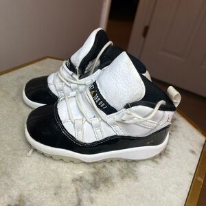 Air Jordan 11 Retro TD ‘Gratitude/Defining Moments Toddler Sneakers